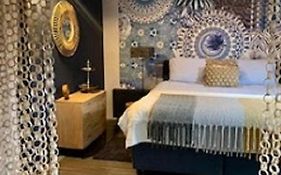 Het Atelier, Sfeervolle B&B Compleet Appartement In Hartje Staphorst