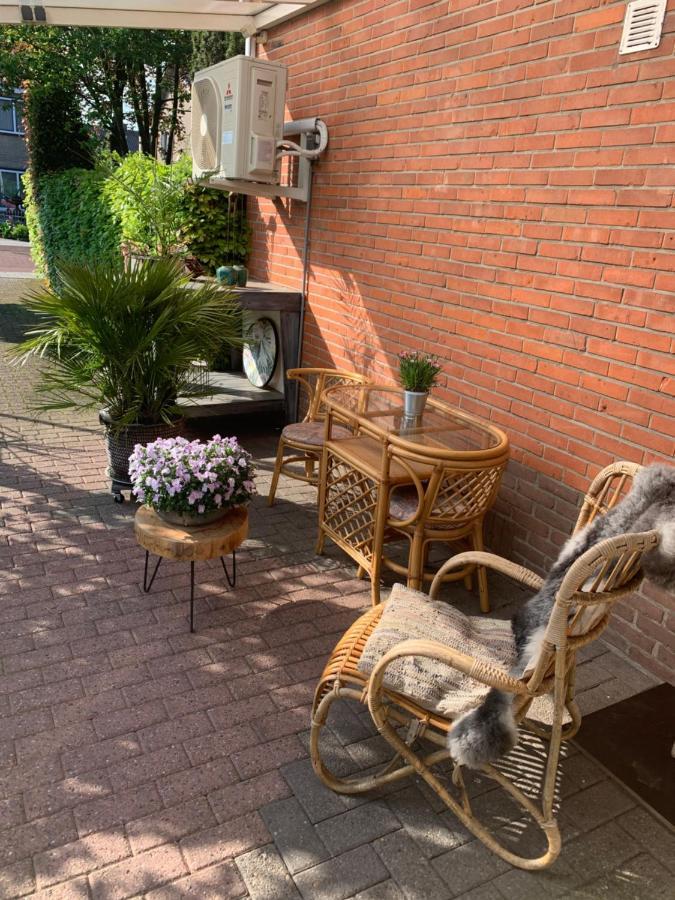 Het Atelier, Sfeervolle B&B Compleet Appartement In Hartje Staphorst Exterior foto
